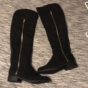 Thigh high boots🔥